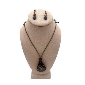 Brown Bead Earrings & Pendant Necklace Set With Swirl Design